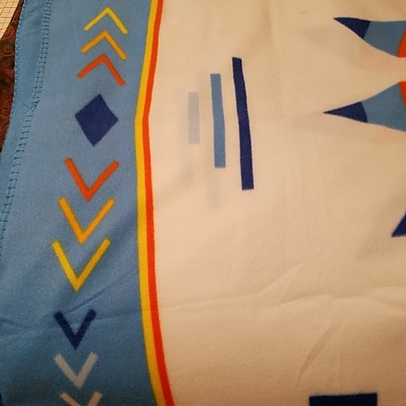 Blanket - Picture 2 of 5